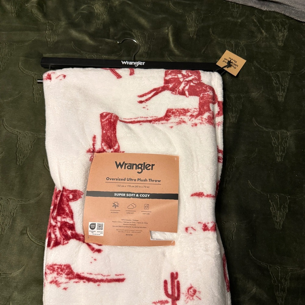 Wrangler Plush Throw Blanket Unisex 60x70 Red/Pink‎ White New Western Cowboy